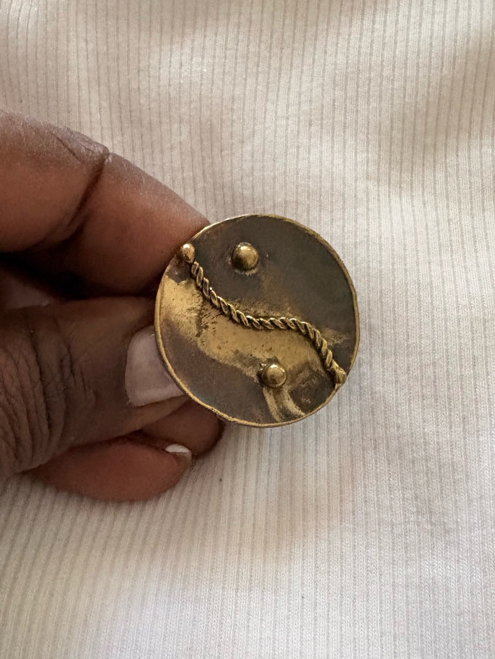 Vintage Large Circular Rope Design Ring.